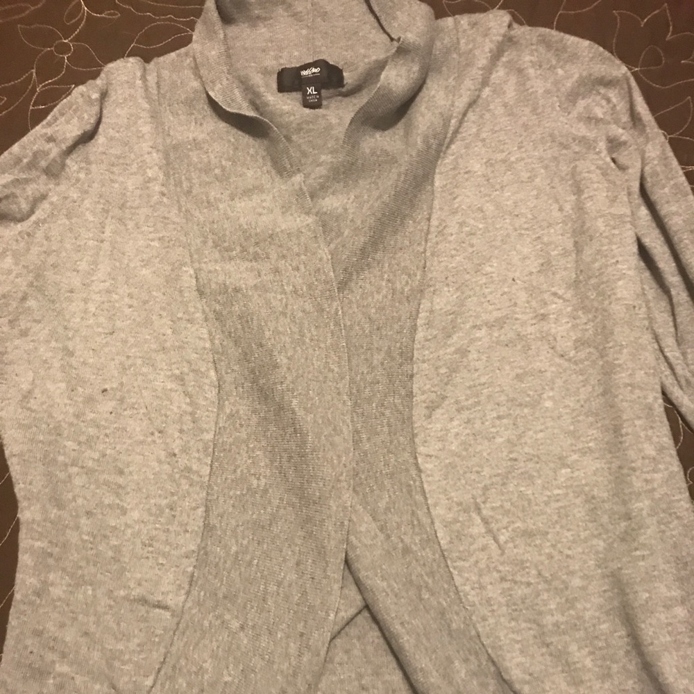 Grey cardigan